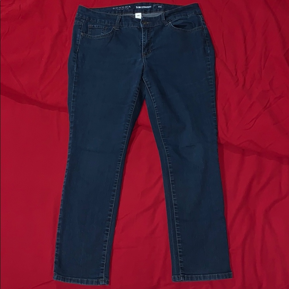 Slim straight jeans